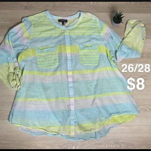 Women’s Plus 3/4 sleeve lightweight button up